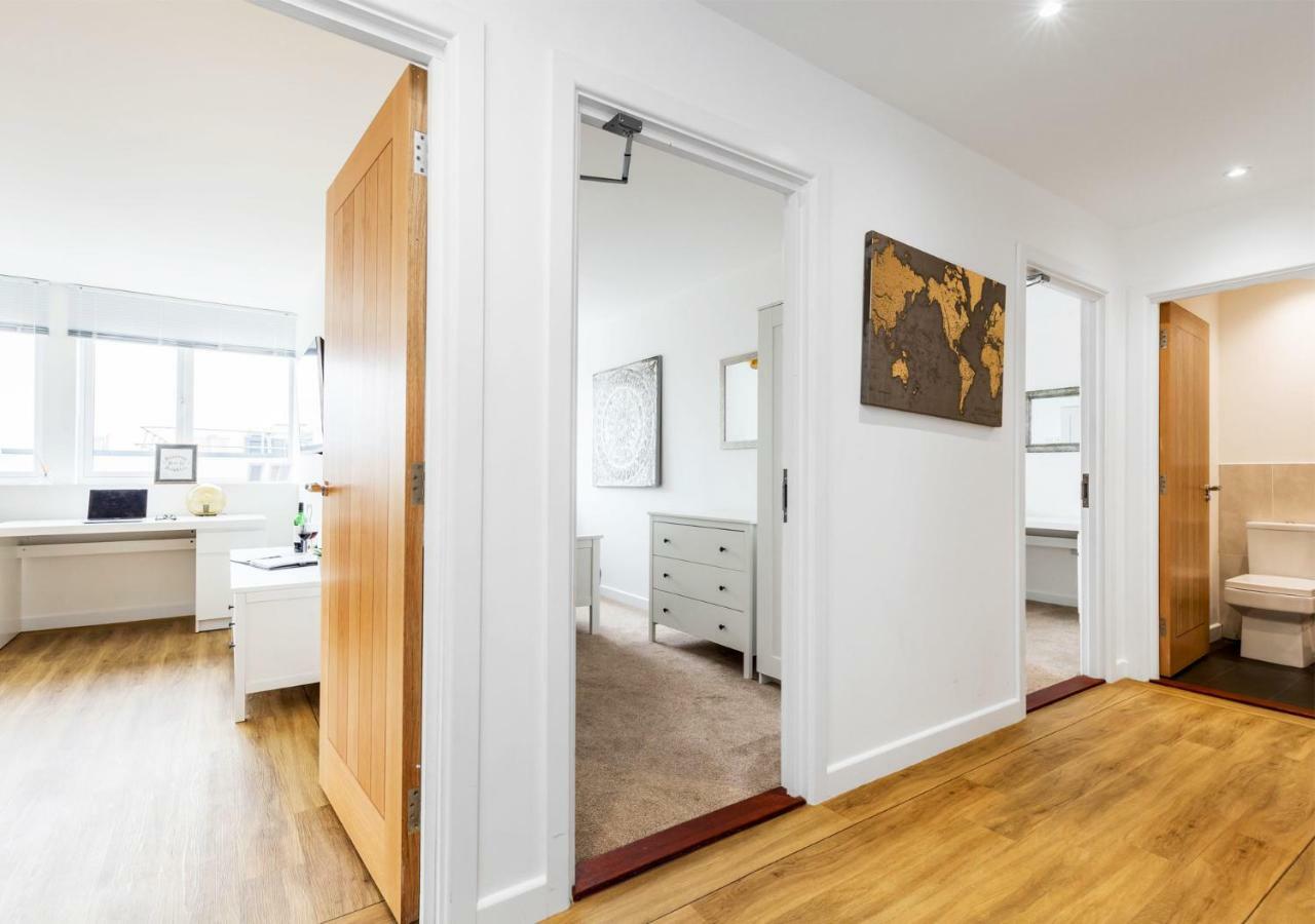 City Centre Apartment พอร์ตสมัธ ภายนอก รูปภาพ