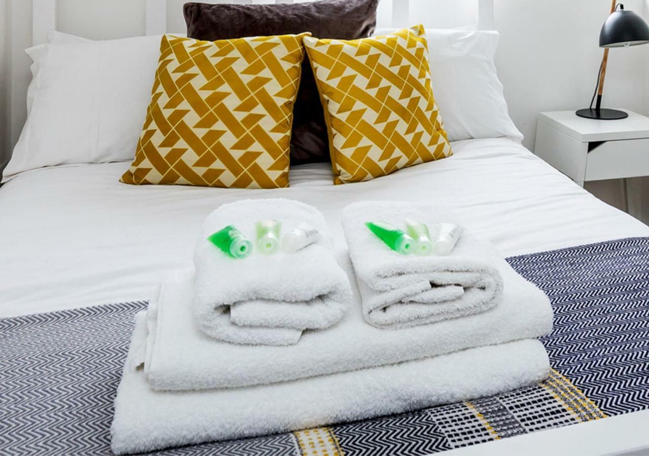 City Centre Apartment พอร์ตสมัธ ภายนอก รูปภาพ