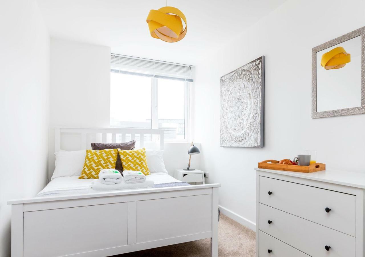City Centre Apartment พอร์ตสมัธ ภายนอก รูปภาพ