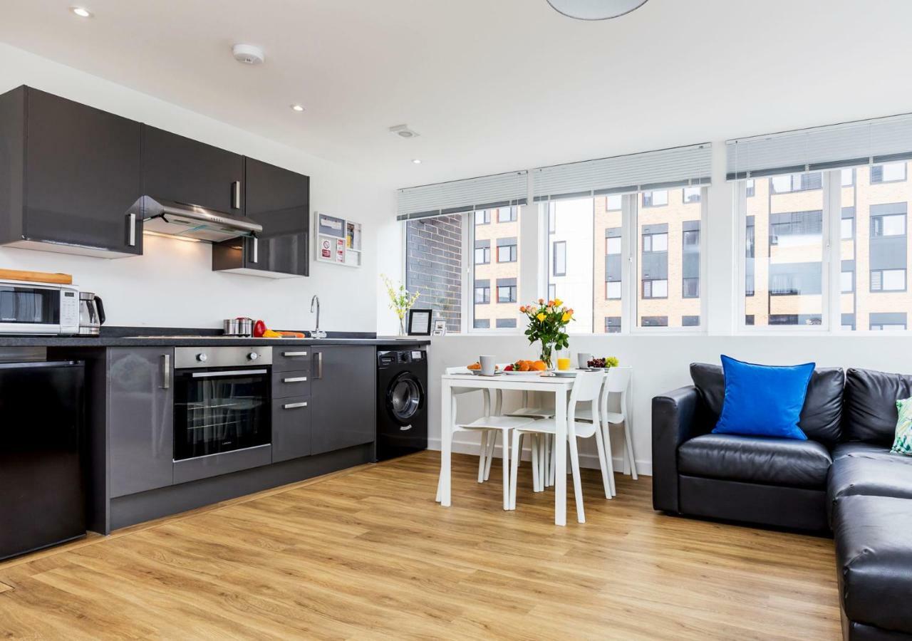City Centre Apartment พอร์ตสมัธ ภายนอก รูปภาพ